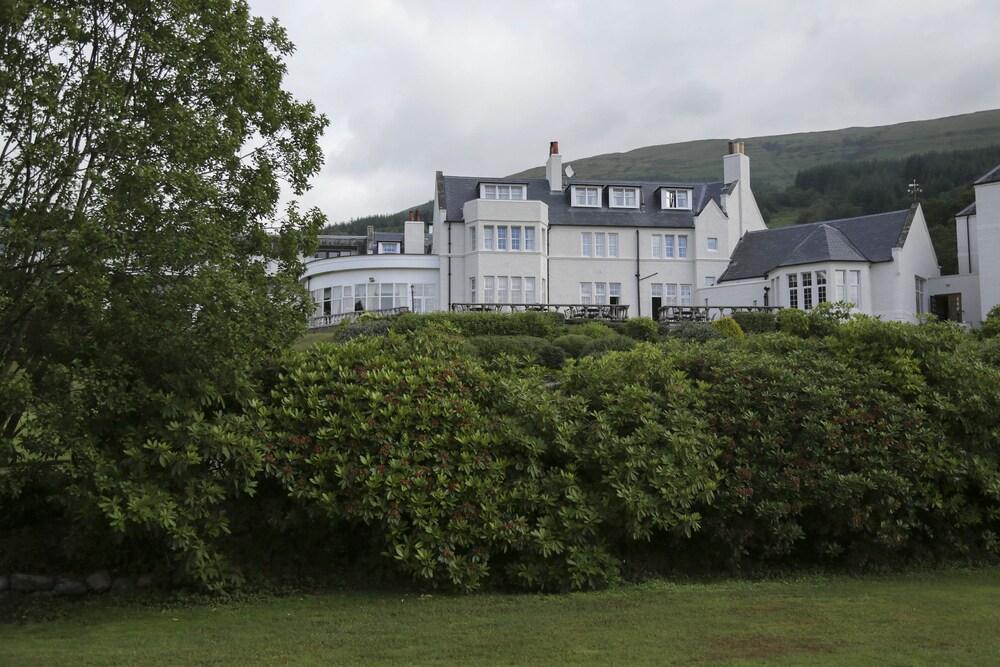 Macdonald Forest Hills & 4*