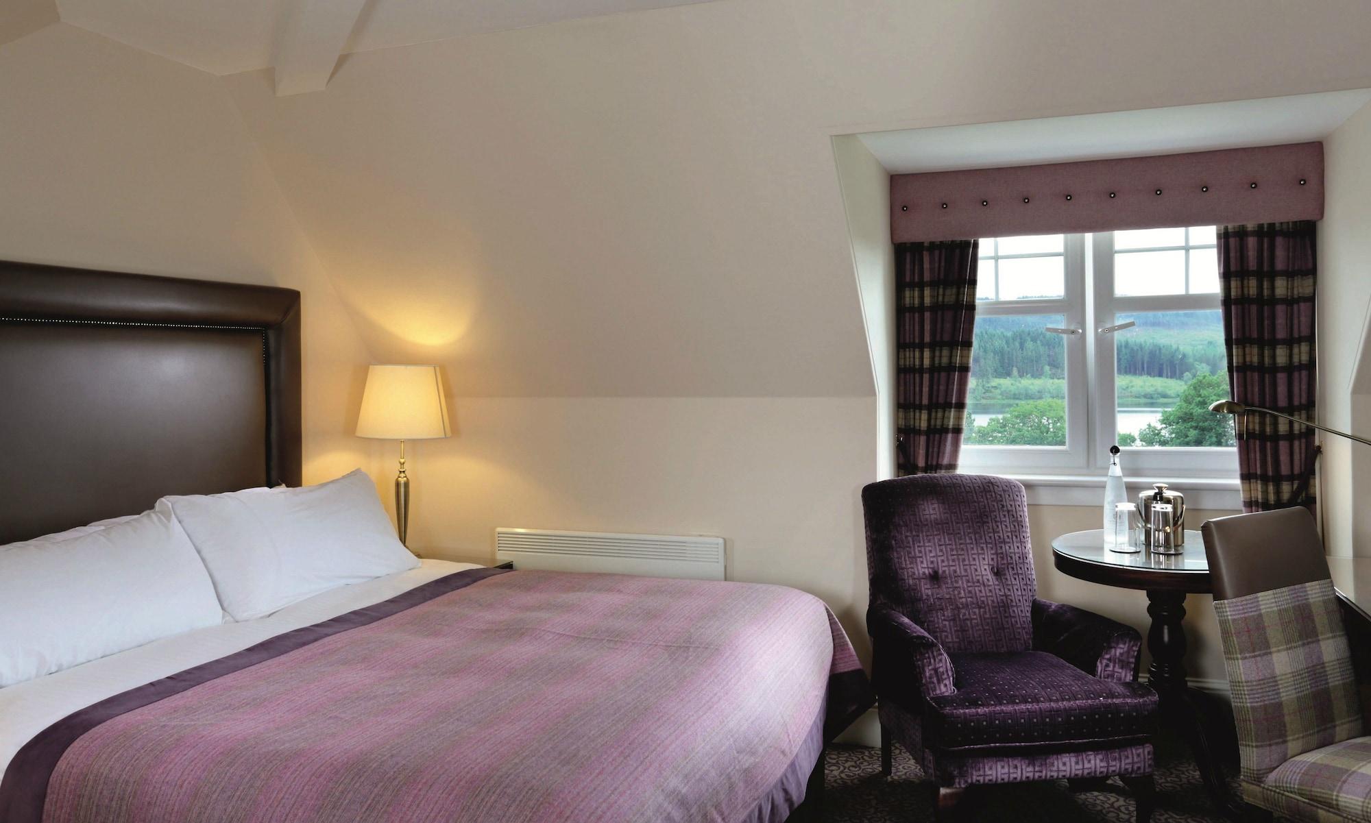 Resort Macdonald Forest Hills & 4*