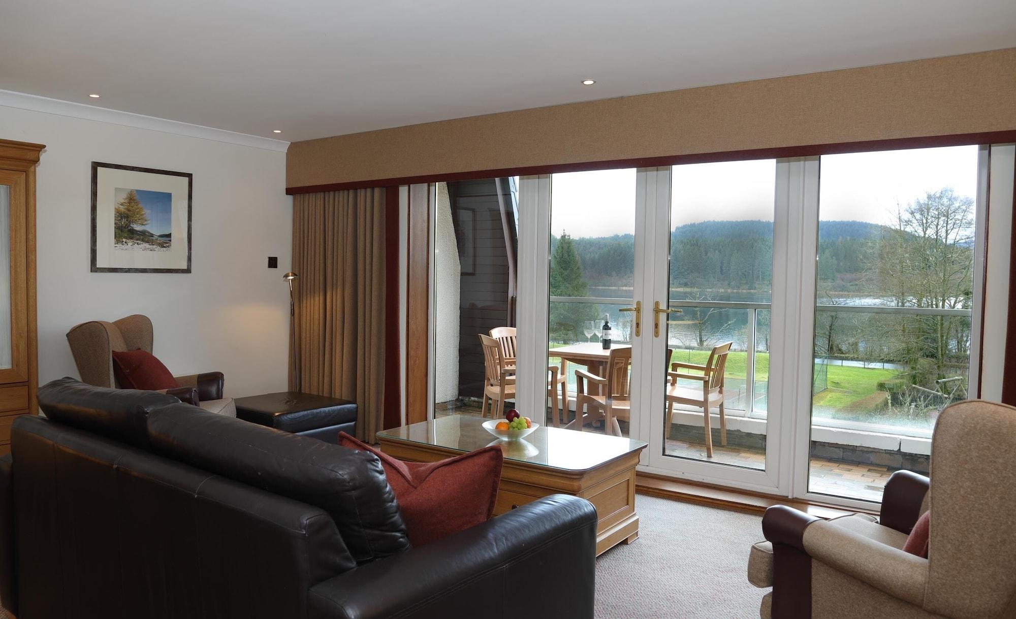 Macdonald Forest Hills & 4*
