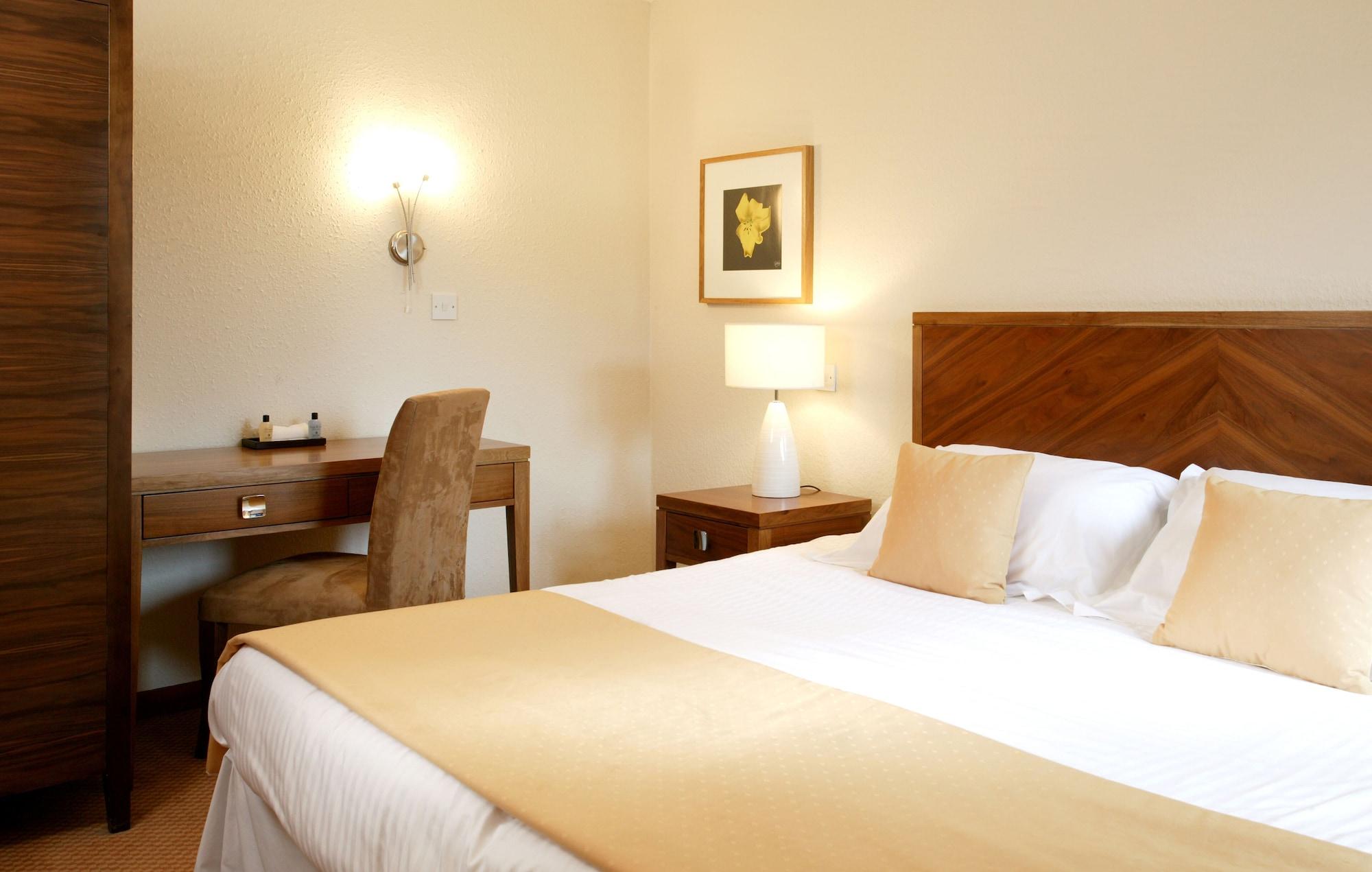 Macdonald Forest Hills & Resort 4*